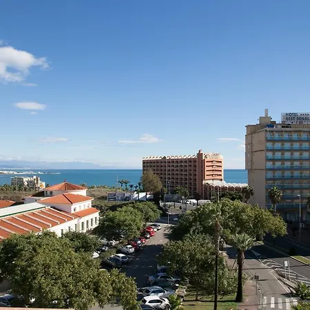 Urbanchic Beachfront Apt Benalmadena